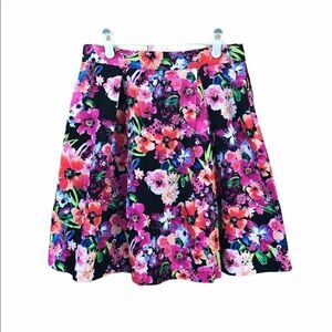𝅺89th & Madison Floral Skirt